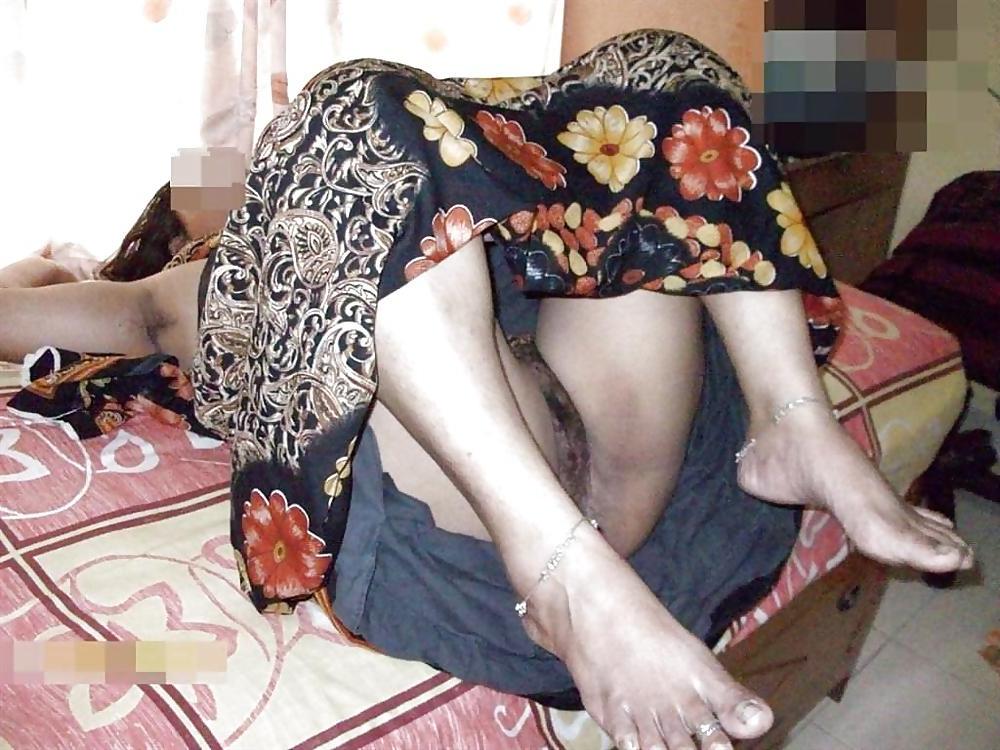 25P And More Exotic Indian Beauties