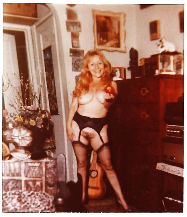 25P Vintage wives & girlfriends 6