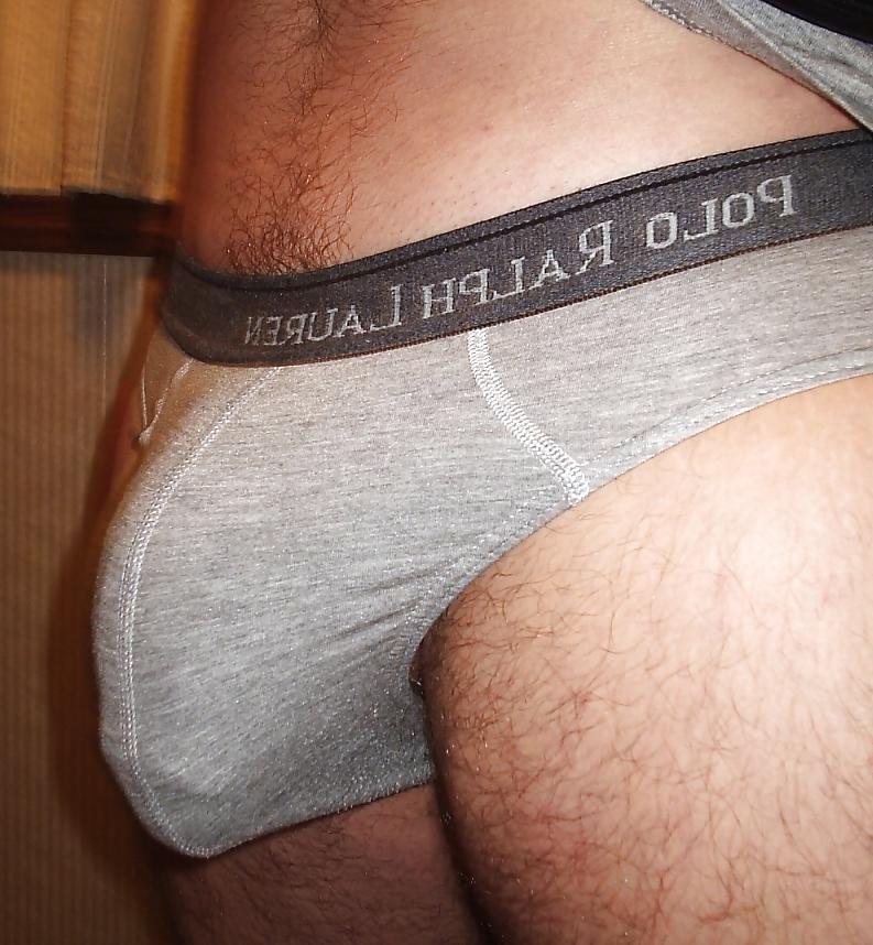 5P 6foot4, 195lbs, basketball build, 8.25 long, almost 7 girth