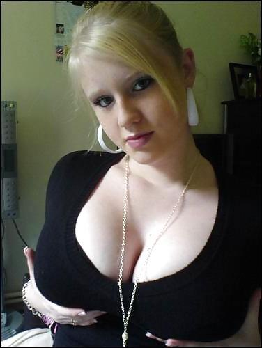 20P Big tits busty beauties 14