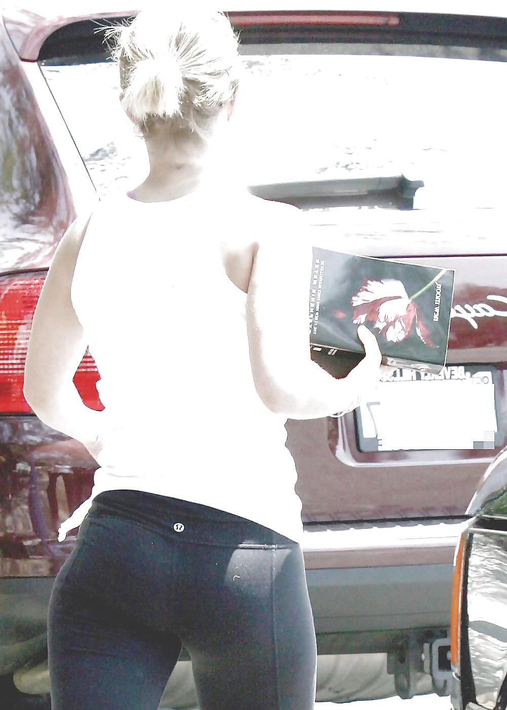 25P Celebrity Asses Id like to fuck :)