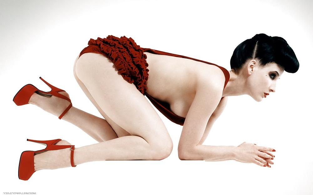 25P Dita Von Teese (HQ)