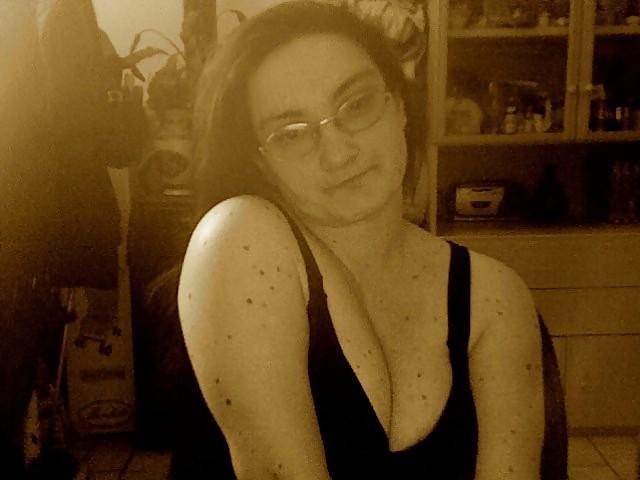7P BigTit Italian Slut Wife