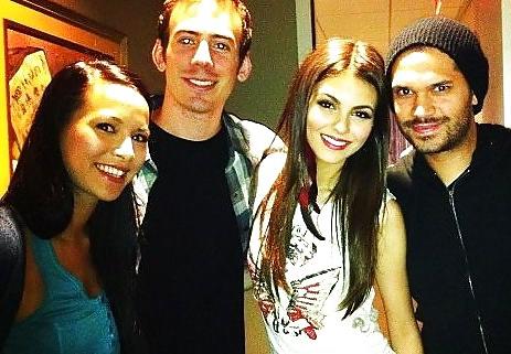25P Victoria Justice-Sammlung