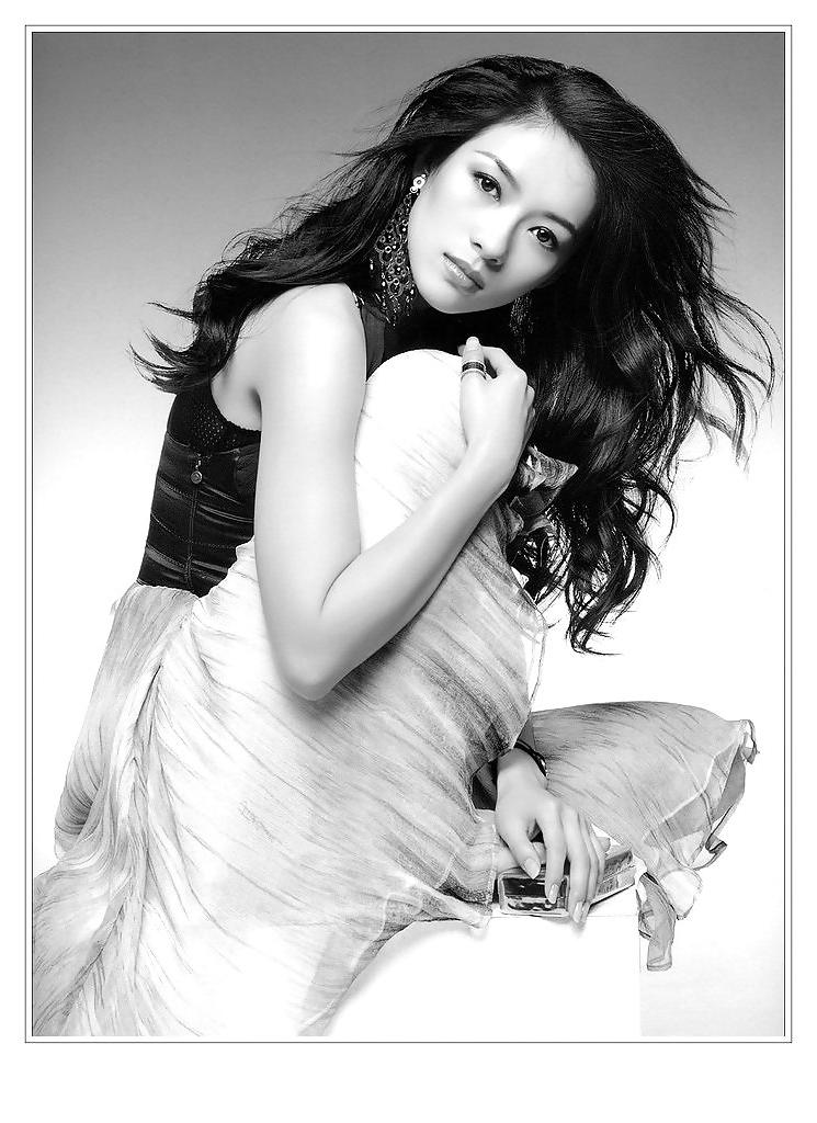 25P Zhang Ziyi By twistedworlds