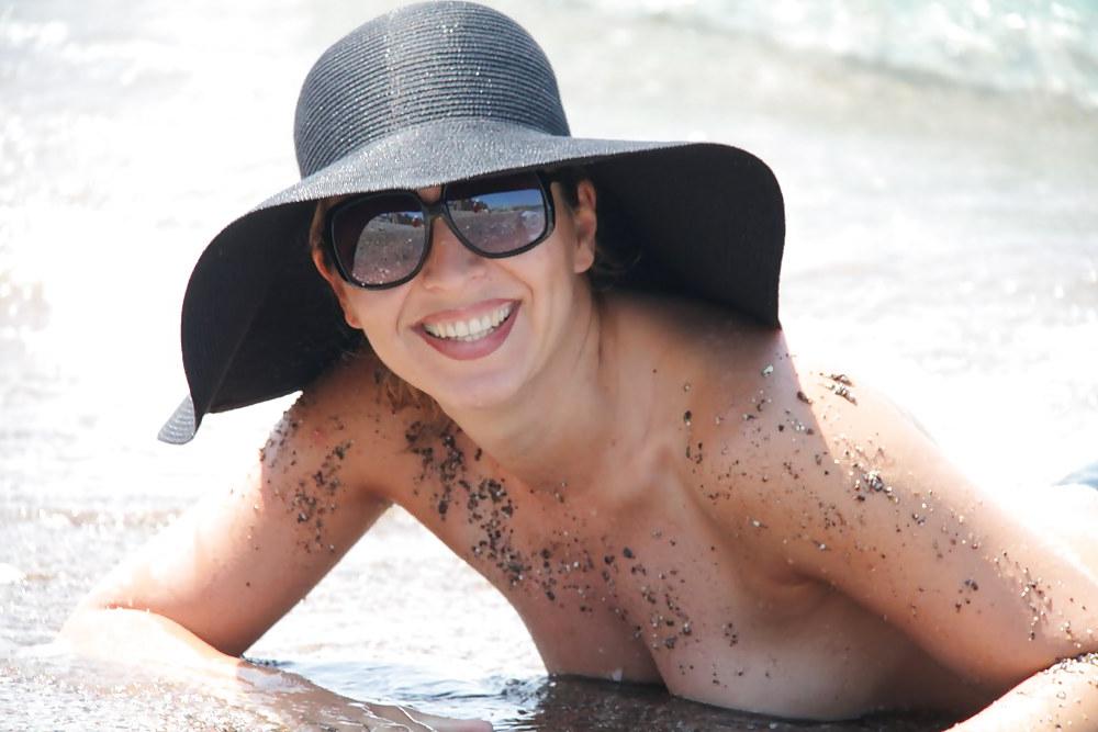 25P Polish girls on holidays
