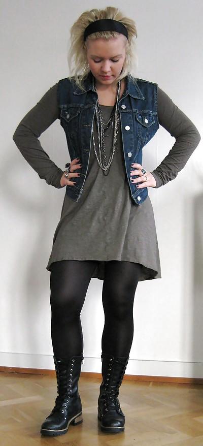 25P A swedish blog chick