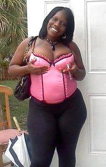 8P GHETTO CHICS 4