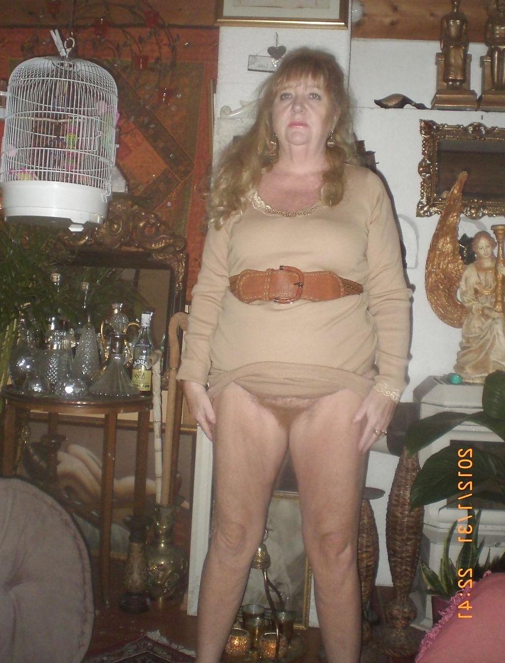 20P Mature-BBW-Ladies 322