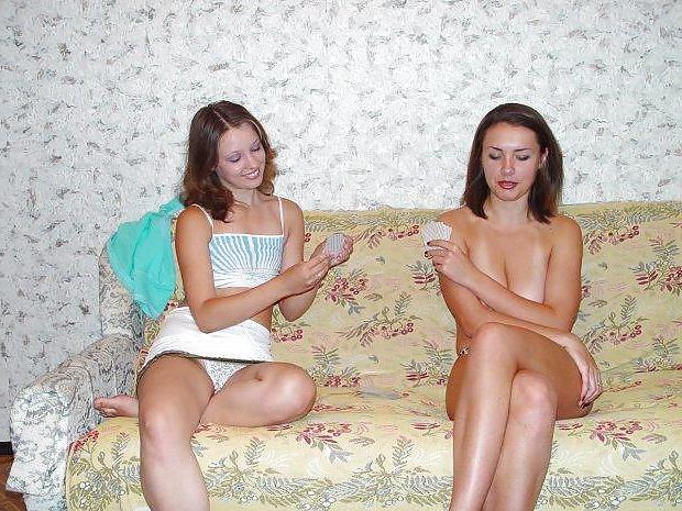 25P RUSSIAN STRIP POKER III