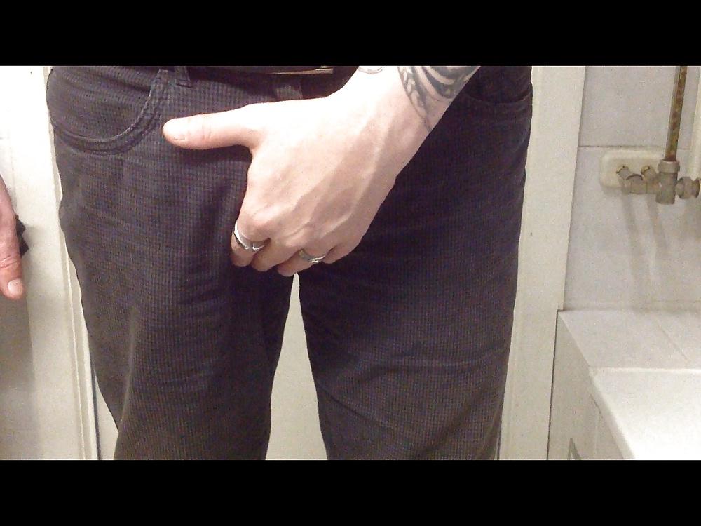 5P Cock 'n Balls Striptease