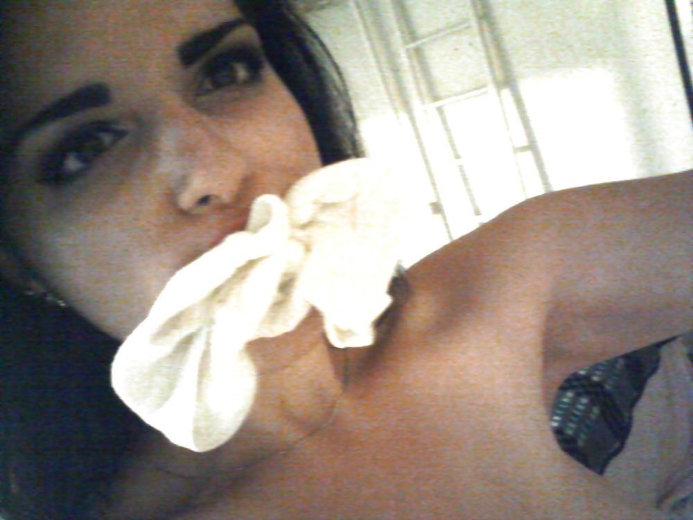 25P Blanca exhibicionista webcam
