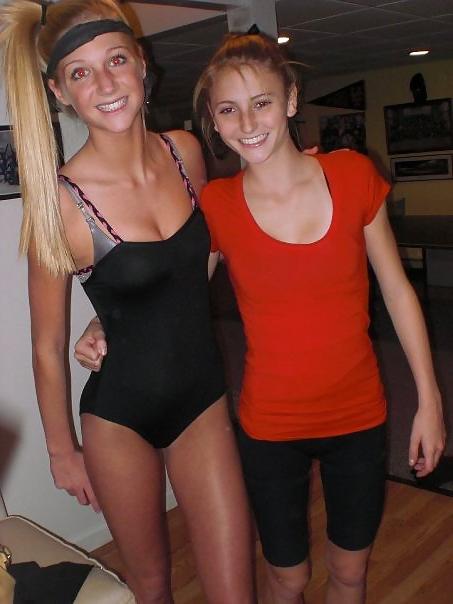 10P Tall women
