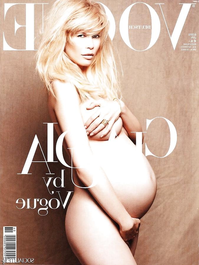 11P Pregnant celebrity magazine covers