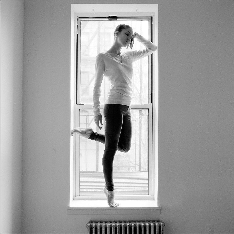 16P Ballerina's sexy feet