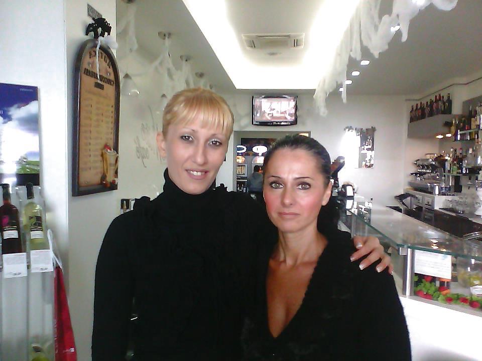 12P Italian girl: Assunta