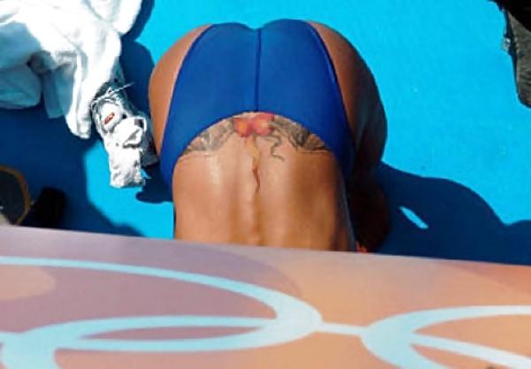 12P Abspritzen 10.13 - pics from vid (Franziska van Almsick)