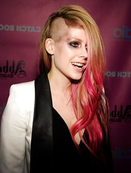 25P Avril Lavigne - Sexy Ass - Sexy Tits