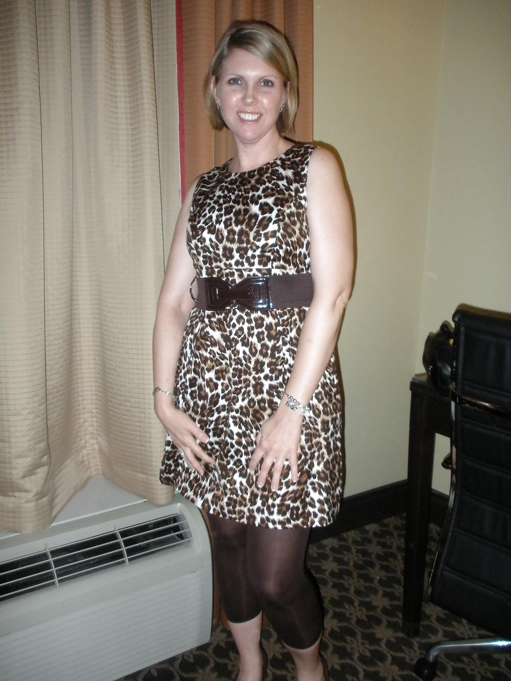25P Exposed MILF