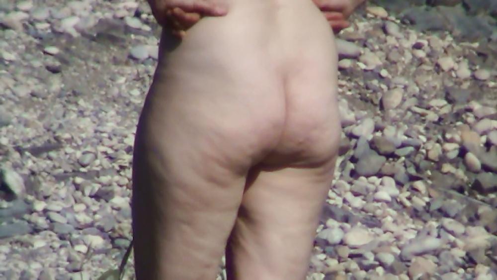 19P Nude beach,big tits,extreme ass