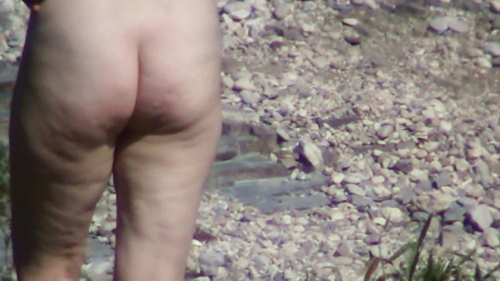 19P Nude beach,big tits,extreme ass