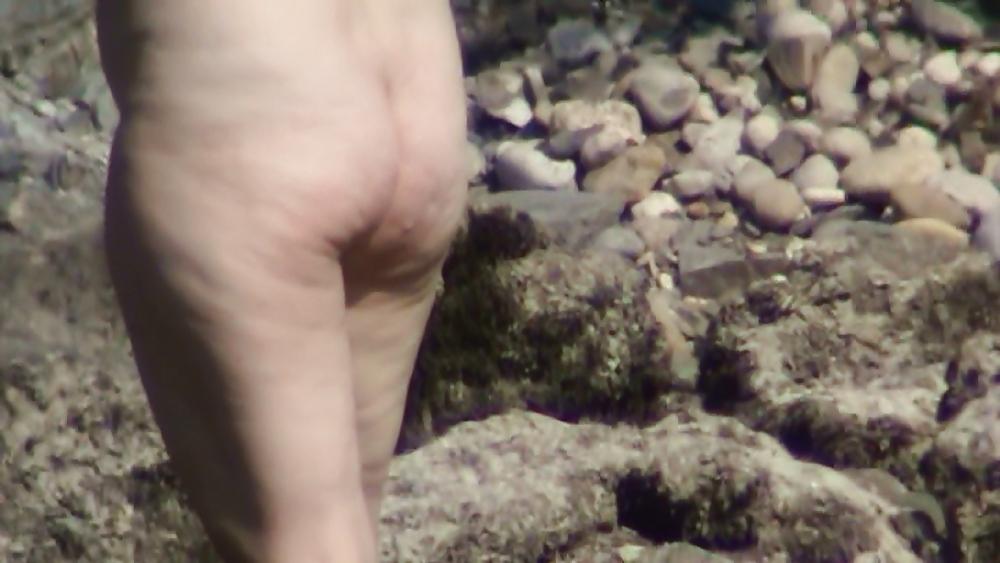 19P Nude beach,big tits,extreme ass