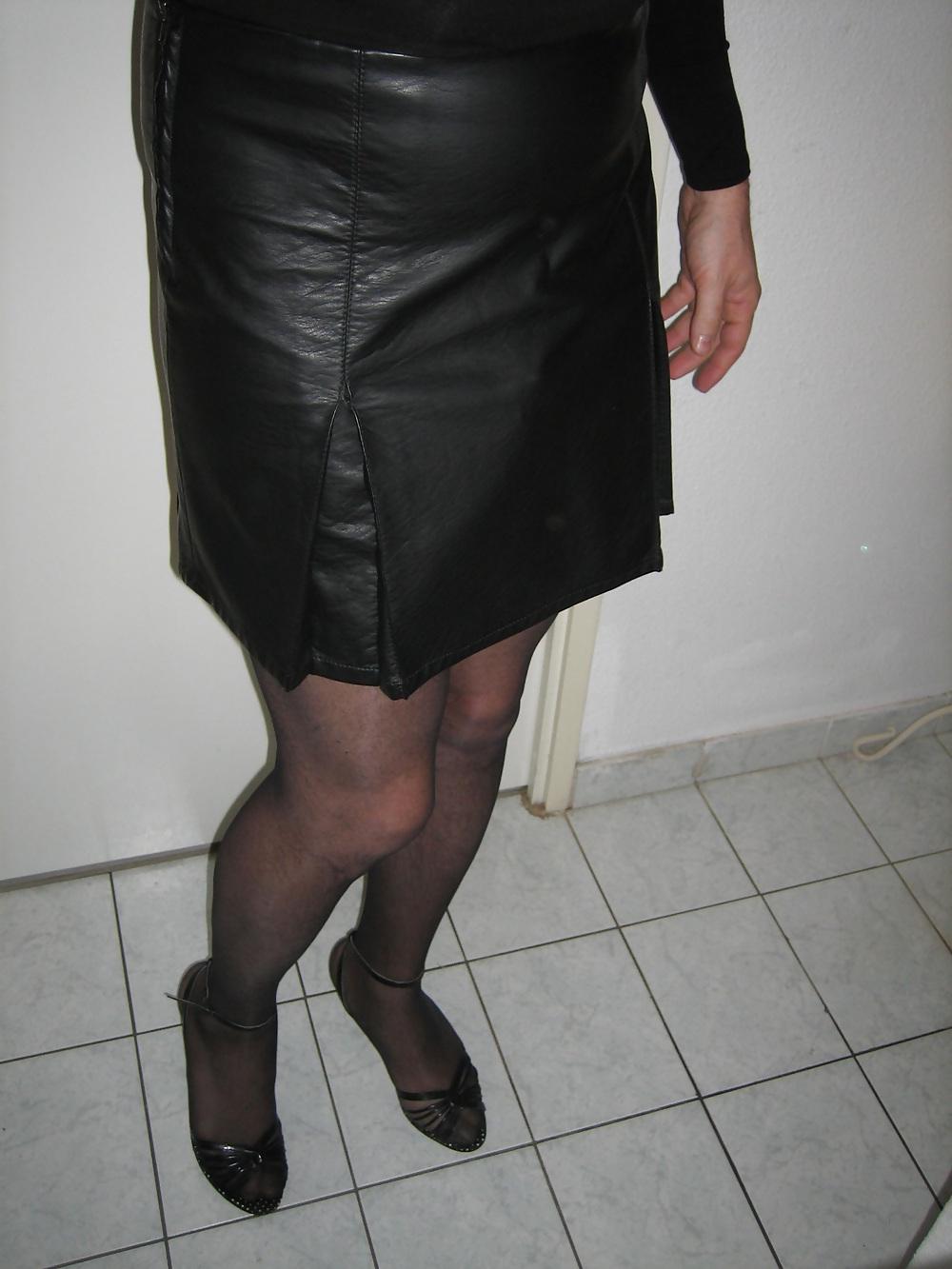 5P Cocu habille en lopette - sissy cuckold