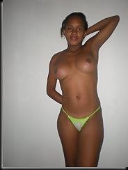25P Whores of slum.Rio de Janeiro.