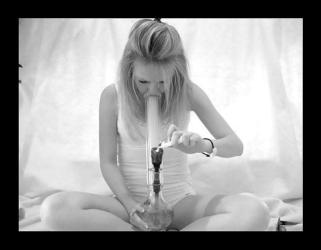 25P Sexy medical cannabis users