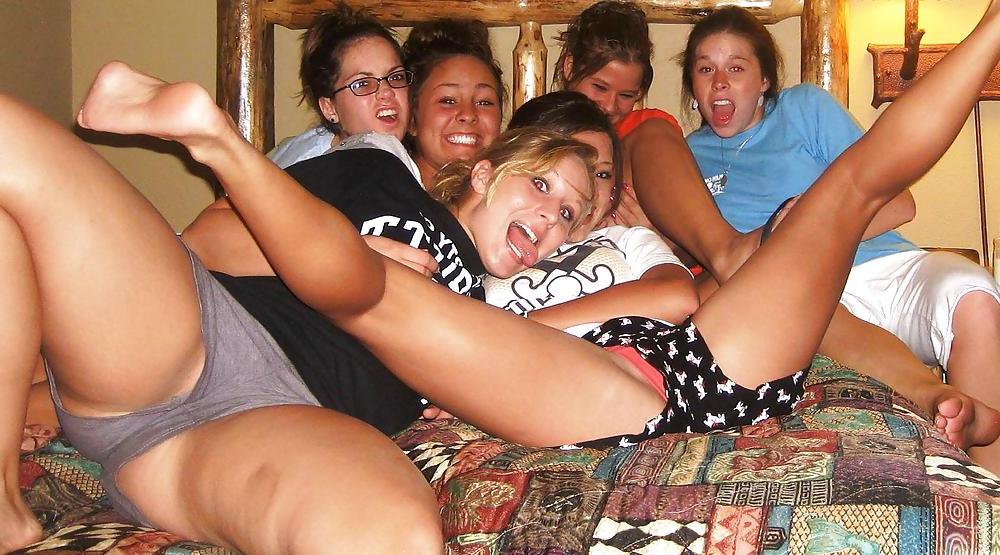 11P Just a Beautiful View of Sexy Women!