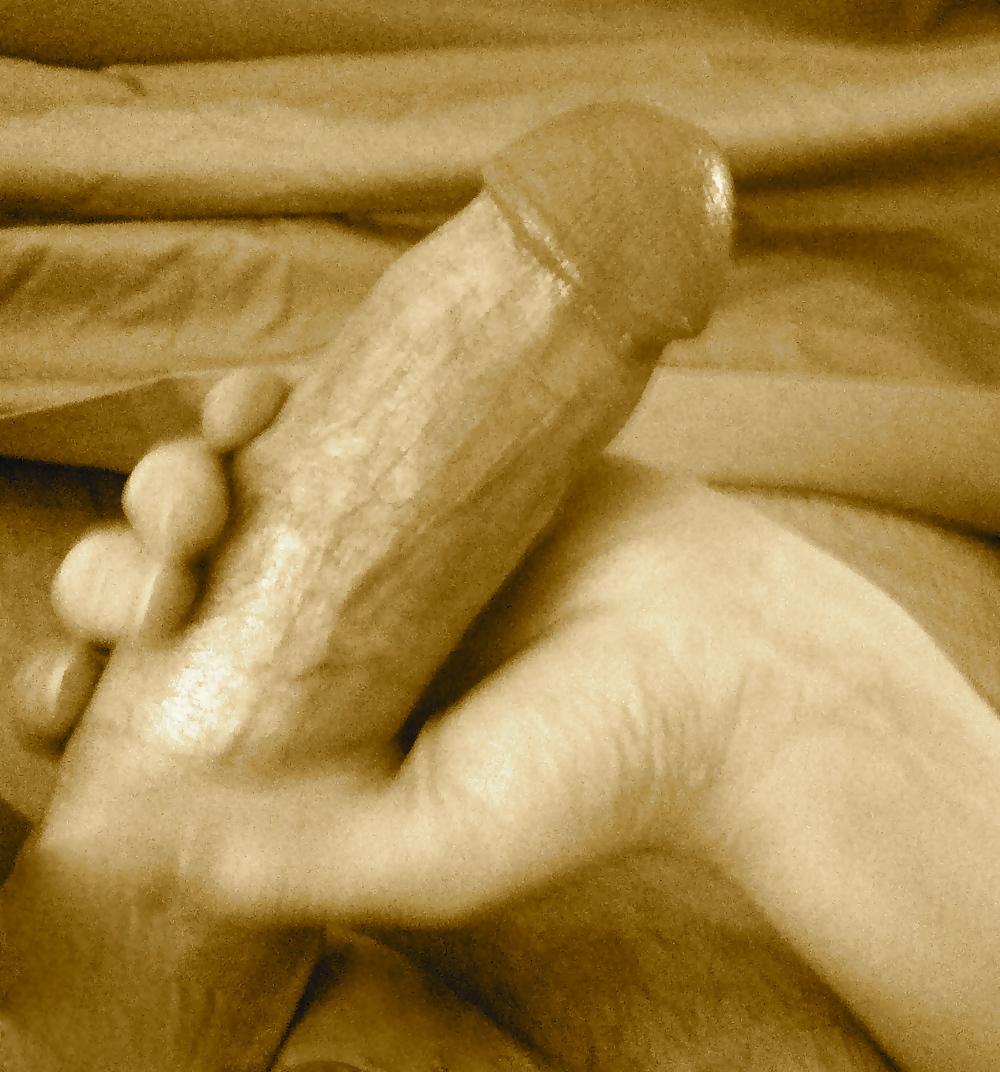 8P Making a cock so big
