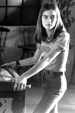 21P Brooke Shields