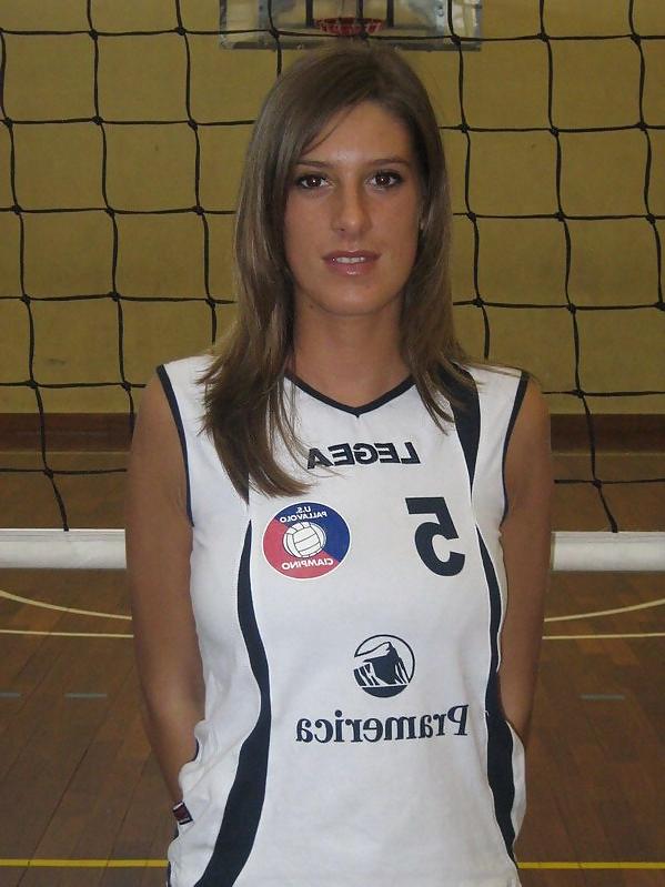 11P Marta (italian girl)