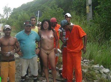 22P Exibicionista na praia