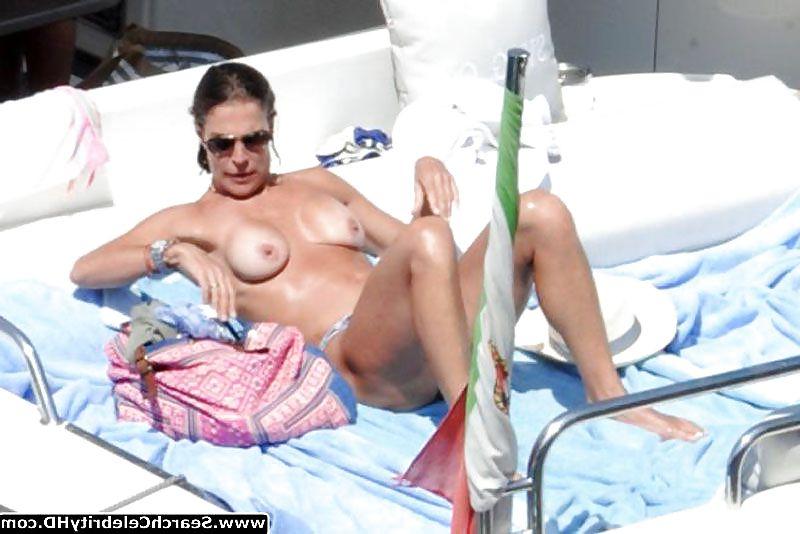 21P Fiona Swarovski Candid Topless Sunbathing Bikini Photos