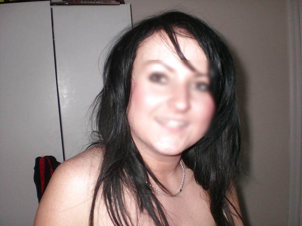 15P Anna - 20yo Polish Prostitute in London