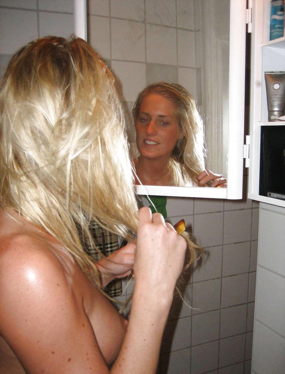 17P Tall, Blonde and VERY Sexy