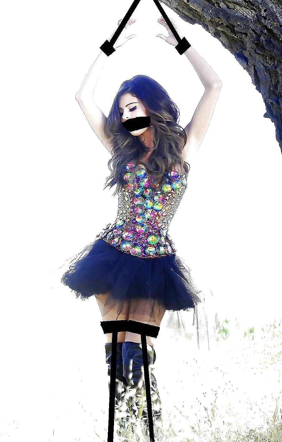 25P Selena Gomez Bound Slutty Slave