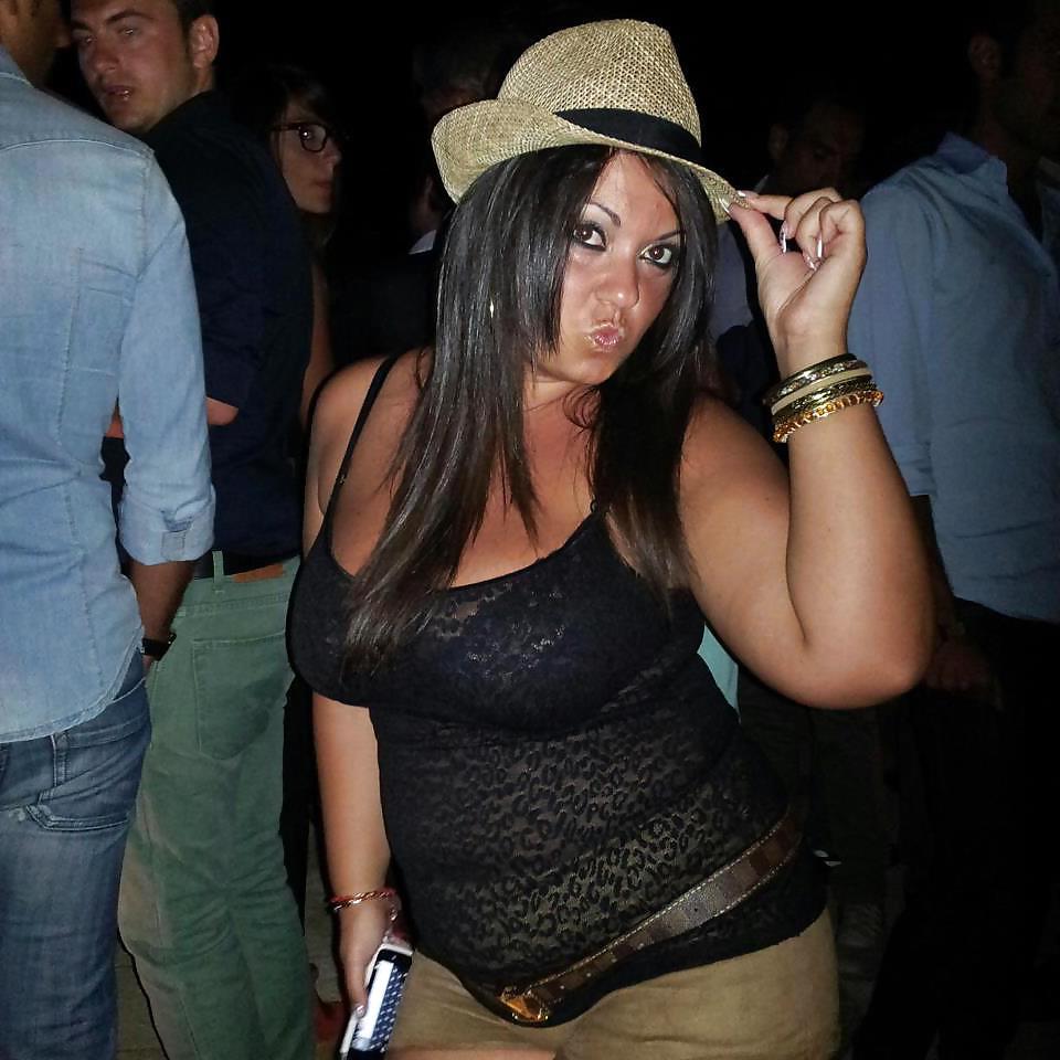 18P Italian girl: Linda