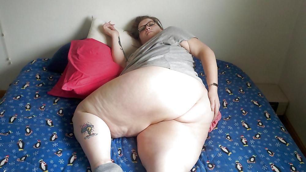 25P Big Mature Grannies