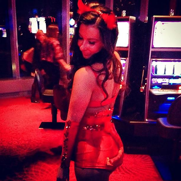 25P Tall and slutty party teen