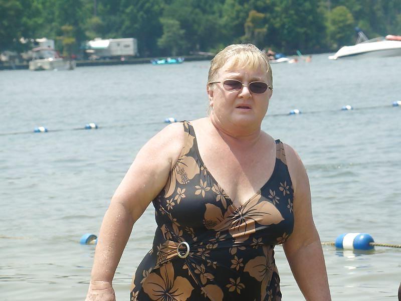 20P Mature-BBW-Ladies 261