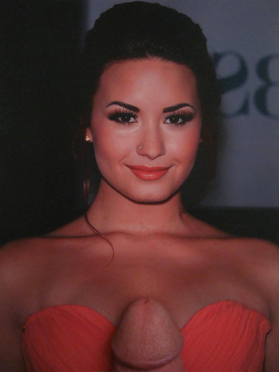 4P Demi Lovato Drenched in Cum