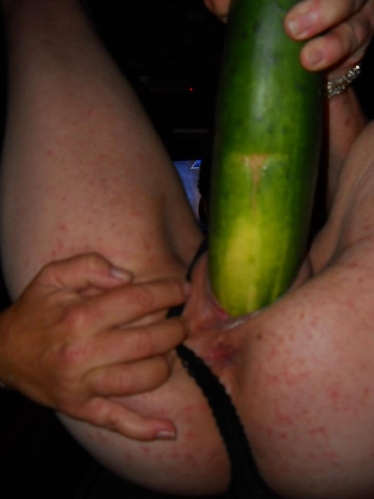 8P Cucumber fun