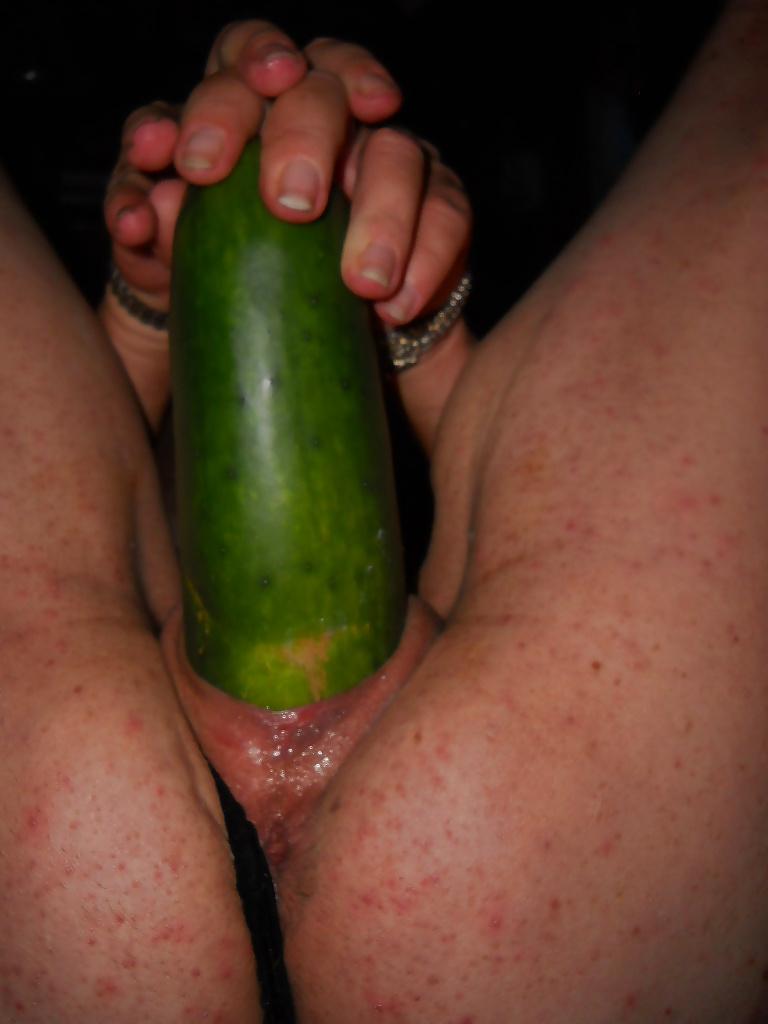 8P Cucumber fun