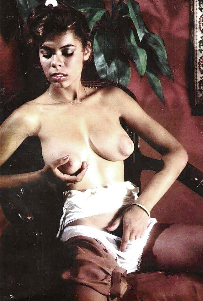 5P Vintage pornstar Margaret Wallace