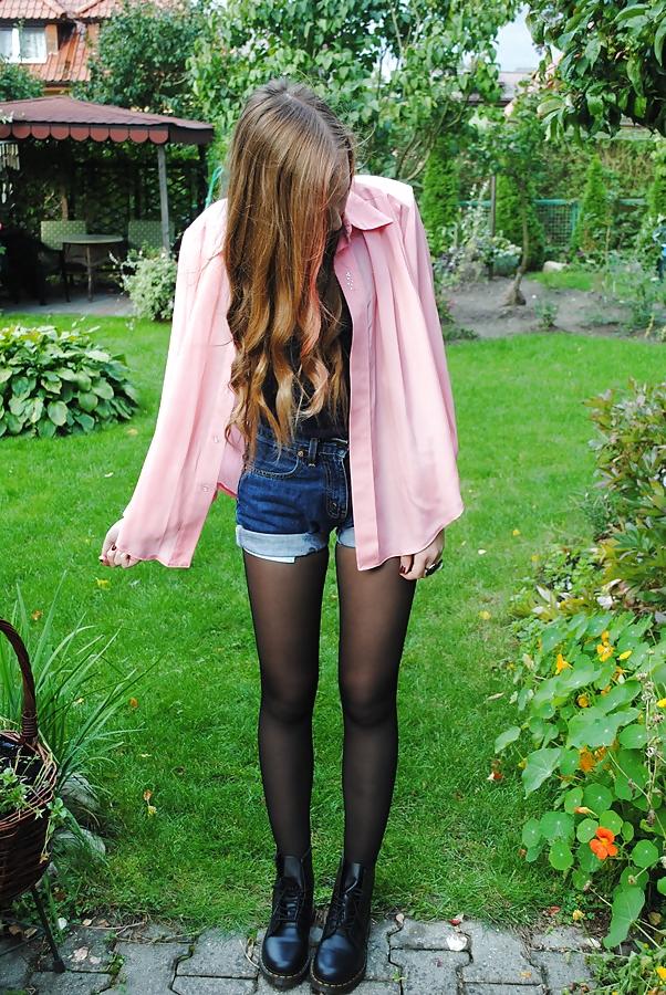 25P Outstanding hot polish blog girl