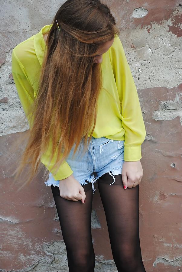 25P Outstanding hot polish blog girl