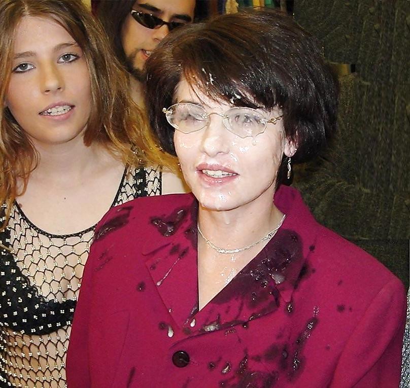 25P Cum onglasses, fcials, women in glasses.