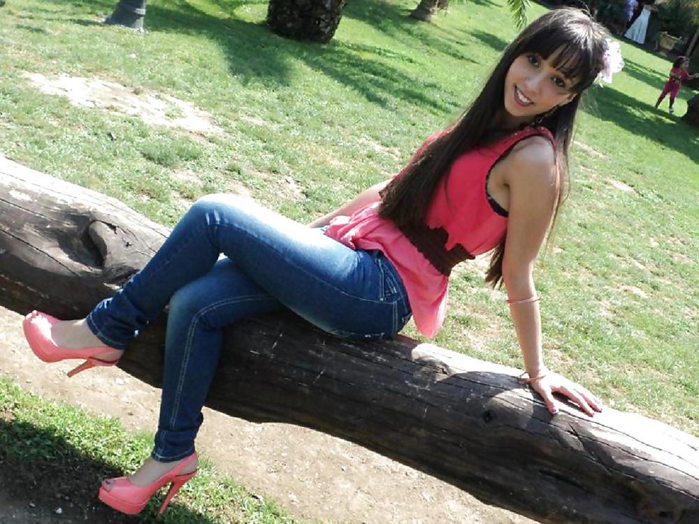24P Italian girl: Cinzia